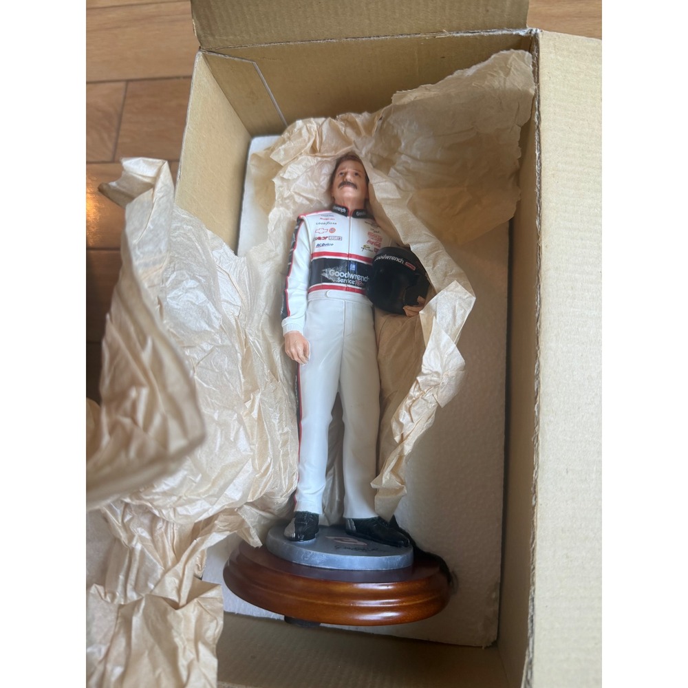 Vintage Character Collectibles Dale Earnhardt Figurine NASCAR White Suit 2001